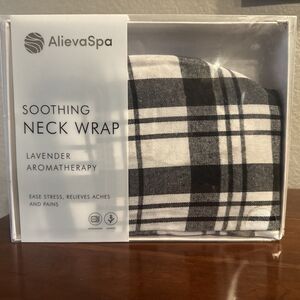 Alieva Spa Soothing Neck Wrap Hot/Cold Therapy Microwaveable Lavender Unsealed